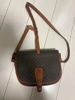 セリーヌ　CELINE ショルダーバッグ　マカダム　ブラウンのサムネイル
