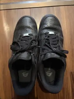 Nike Air Force 1 ブラック スニーカーのサムネイル