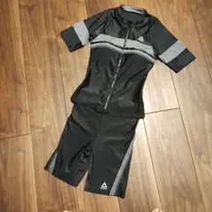 Reebok♥ レディース スポーツ用水着 セパレート♥水着♥プールのサムネイル