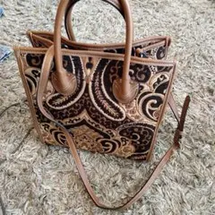 Item thumbnail for item 3e95cfef-0fa3-4467-8bb1-050b14ddc35f