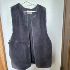 Alma Design グレー ファーベスト