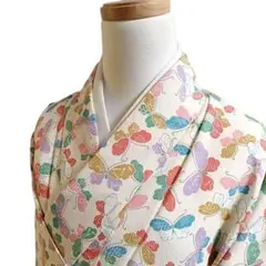 W111 着物 袷 身丈157cm 化繊 洗える着物 蝶々 クリーム