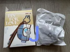 ラブブ PIN FOR LOVE イニシャル アルファベット キーリング【Ｊ】