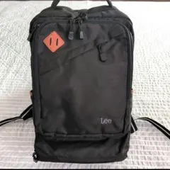 【極美品】Lee リュック バックパック 大容量 ポケット多数 A4 PC収納のサムネイル