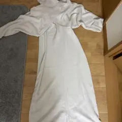 ホワイトタートルネックロングニットワンピース