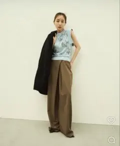 田中みな実×CLANE TUCK HERRINGBONE SLACKS