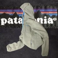 【人気】Patagonia ナノエアフーディ tech atom グレー