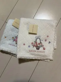 LAURA ASHLEY タオルハンカチ 2枚セット　新品