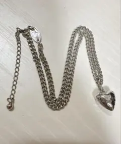Lui Chantant ハート シルバー　ネックレスのサムネイル