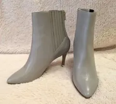 ☆美品☆ ダイアナ ショートブーツ サイドゴア 21.5 cm　グレー色