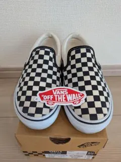 VANS　スリッポン　チェッカーのサムネイル
