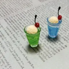 ミニチュアスイーツ　クリームソーダ　2個セットハンドメイド　喫茶店　食品サンプル