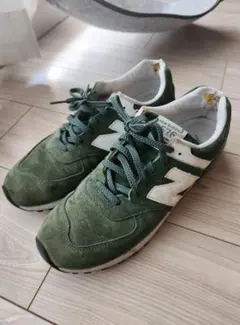 New Balance 574 オリーブカラー 28cm - メルカリ
