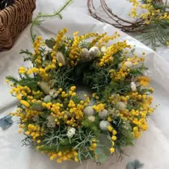 ドライフラワー　ラウンドリース　ミモザとグリーンの癒し　ナチュラルインテリア