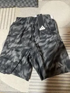 ADIDAS OWN THE RUN SHORT 7インチ