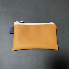 フラットポーチ　ネイビー　ブラウン　ホワイト　レザー調　おしゃれ　シンプル可愛い