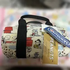 新品⭐️スヌーピー ペンケース ボストン型 缶バッジ付 レア