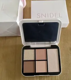 SNIDEL フェイススタイリストｎ　02