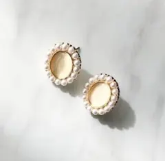 特価❕パール付き✨️ビジュー オーバル型 ゴールド ピアス