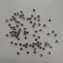 スワロフスキーラインストーン