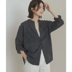 アーバンリサーチ ドアーズ シアーバンドカラーシャツ　ネイビー