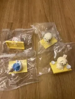 ちいかわ松屋コラボ　うさぎ　ハチワレ　古本屋　ラッコ　 4体セット