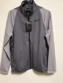 ナイキ　NIKE ジャージ上　トラックスーツ　トレーニングウエア　M　新品未使用