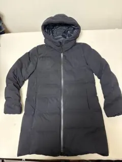 ユニクロ　シームレスダウンショートコート409124