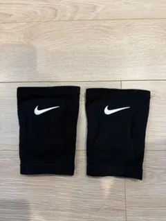 Nike バレーボール用サポーター 黒のサムネイル