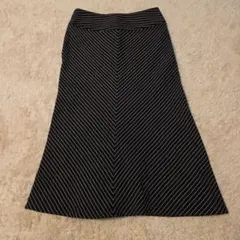 膝下タイトスカート