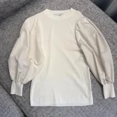 yori コットンパフスリーブニット白 yori コットンパフスリーブニット ネイビー - メルカリ