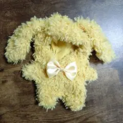 推しぬい着ぐるみ イエロー 黄色 うさぎ 3COINS スリコ ぬい活