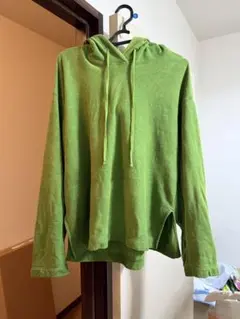 グリーン フード付き パーカー