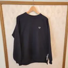 Fred Perry トレーナー　黒