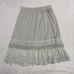 美品☆ アクシーズファムの裾刺繍入りレース＆フリルペチスカート