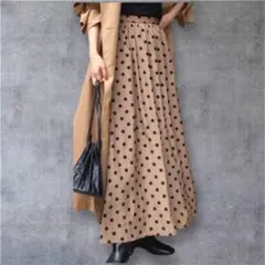 新品　カプリシュレマージュ　ドット柄フレアロングスカート　手洗い　ベージュ黒　F
