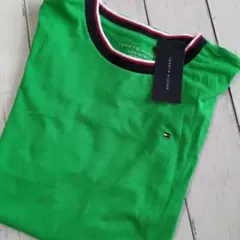 TOMMY HILFIGER グリーン Tシャツ L/G/G
