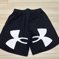 Under Armour スポーツショートパンツ ブラック LG 短パンのサムネイル