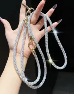 クロスボディストラップ