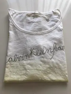 【新品】Calvin Klein JeansのTシャツ