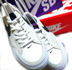 新品　Nikeスニーカー NIKE SB ZOOM POGO PLUS　25.5