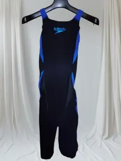 【美品】speedo スポーツ用水着 ブラック＆ブルー