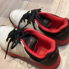 YONEX テニスシューズ 女性用 ホワイト/レッド