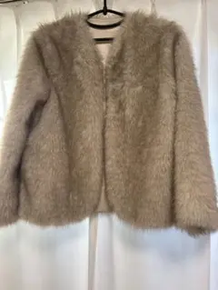 ベージュ ファー風ジャケット 長袖
