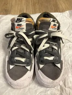 Nike sacai スニーカー