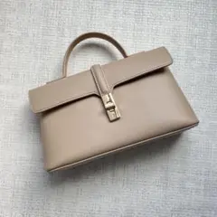 【VIS】ひねり金具ワンハンドルショルダーバッグ　2Way　ベージュ【美品】