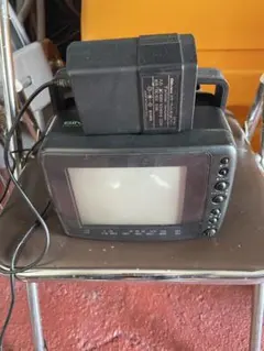 YUPITERU 当時物 ブラウン管 ポータブルカラー テレビ YV-C64 1996年製 コレクション オブジェ 元箱あり ユピテル 札幌市 新道東店 YUPITERU 当時物 ブラウン管 ポータブルカラー テレビ YV-C64 1996年製