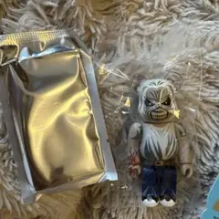 新品♡ベアブリック シリーズ 51 アイアン・メイデン シークレット