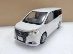 新品　TOYOTA　エスクァイア　サンプルカー　　箱付き　後期モデル　非売品 新品 TOYOTA エスクァイア サンプルカー 箱付き 後期モデル 非売品