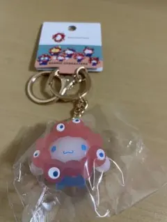 サンリオ　ミャクミャク　クリアカラーキーホルダー　シナモン